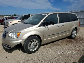 CHRYSLER TOWN & COUNTRY LIMITED