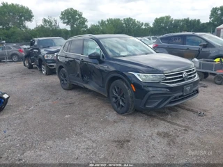VOLKSWAGEN VOLKSWAGEN TIGUAN 2.0T SE