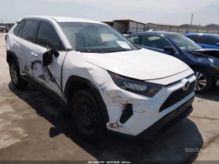 TOYOTA TOYOTA RAV4 LE