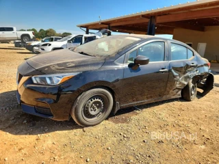 NISSAN VERSA S
