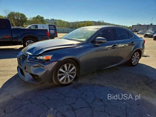 LEXUS IS 200T