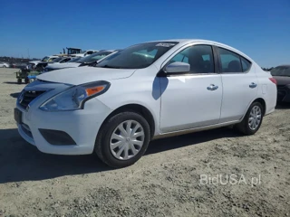 NISSAN VERSA SV