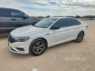 VOLKSWAGEN JETTA S