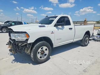 RAM 2500 TRADESMAN