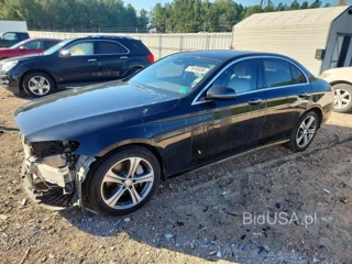 MERCEDES-BENZ E 300 4MATIC
