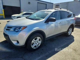 TOYOTA RAV4 LE
