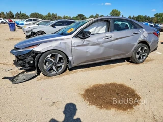HYUNDAI ELANTRA LIMITED