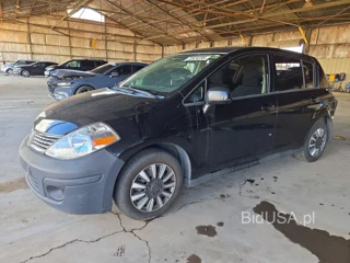 NISSAN VERSA 1.8 S