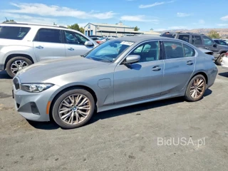 BMW 330E