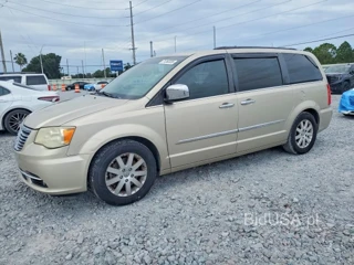 CHRYSLER TOWN & COUNTRY TOURING