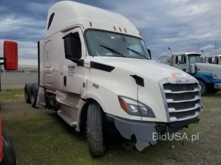 FREIGHTLINER CASCADIA 1