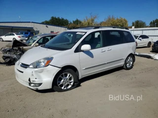 TOYOTA SIENNA XLE LIMITED 7 PASSENGER