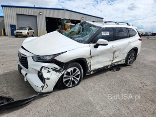 TOYOTA HIGHLANDER XLE