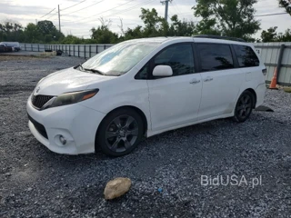 TOYOTA SIENNA SPORT