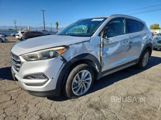 HYUNDAI TUCSON SE