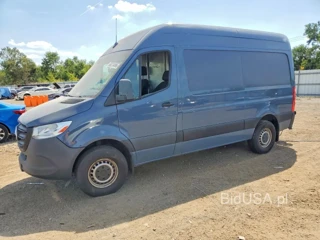 MERCEDES-BENZ SPRINTER 2500/3500