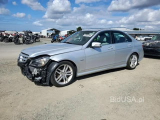 MERCEDES-BENZ C 250