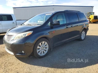 TOYOTA SIENNA XLE 7-PASSENGER
