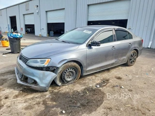 VOLKSWAGEN JETTA BASE