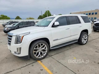 CADILLAC ESCALADE LUXURY