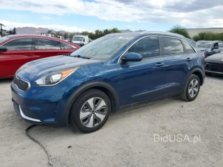 KIA NIRO LX