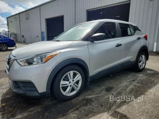NISSAN KICKS S