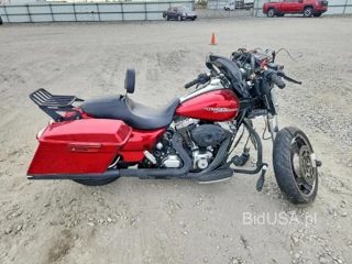 HARLEY-DAVIDSON FLHX STREET GLIDE