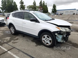 TOYOTA RAV4 LE