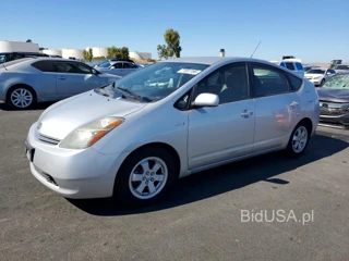 TOYOTA PRIUS BASE