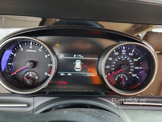 KIA CARNIVAL EX