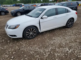CHRYSLER 200 TOURING