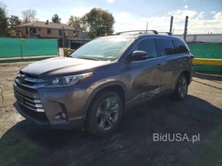 TOYOTA HIGHLANDER LIMITED PLATINUM