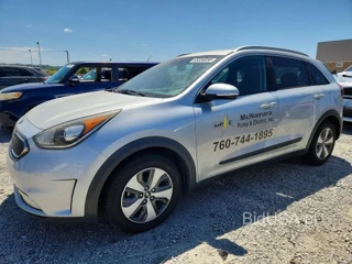 KIA NIRO EX