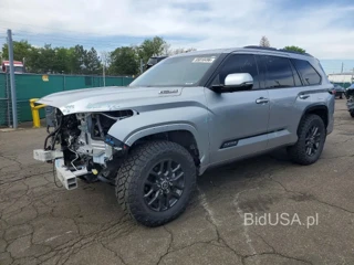 TOYOTA SEQUOIA PLATINUM