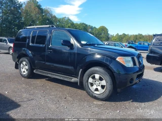 NISSAN NISSAN PATHFINDER SE