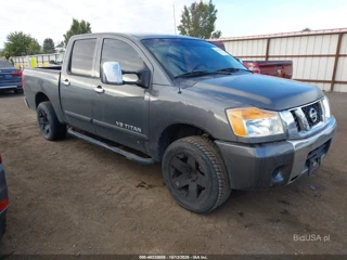 NISSAN NISSAN TITAN SV