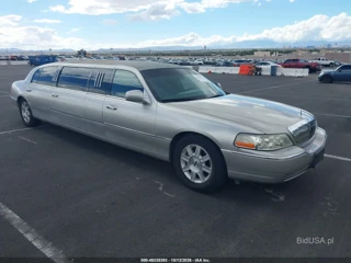 LINCOLN LINCOLN TOWN CAR EXECUTIVE