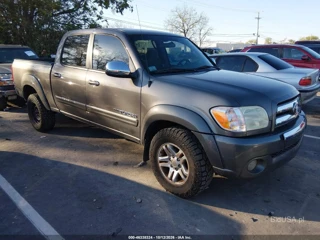 TOYOTA TOYOTA TUNDRA SR5 V8