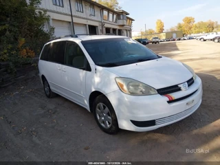 TOYOTA TOYOTA SIENNA LE