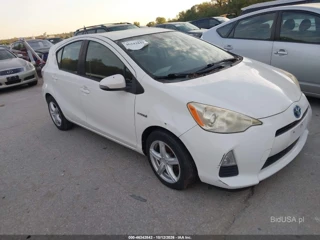TOYOTA TOYOTA PRIUS C THREE