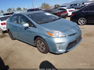 TOYOTA TOYOTA PRIUS THREE
