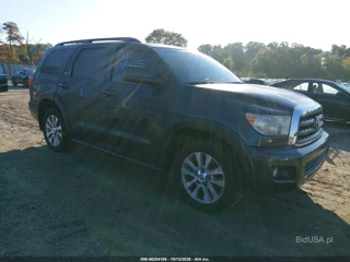 TOYOTA TOYOTA SEQUOIA SR5 5.7L V8