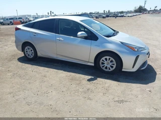 TOYOTA TOYOTA PRIUS LE