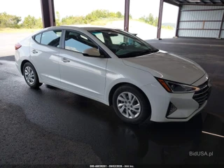 HYUNDAI HYUNDAI ELANTRA SE