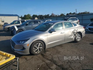 HYUNDAI SONATA HYBRID BLUE