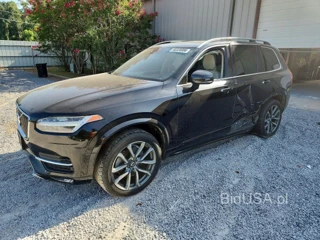 VOLVO XC90 T5 MOMENTUM