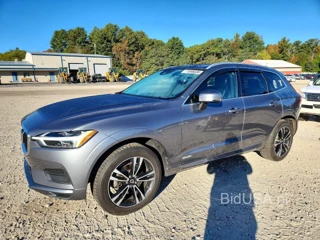 VOLVO XC60 T5 MOMENTUM