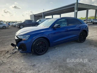AUDI SQ8 PREMIUM PLUS