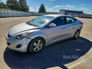 HYUNDAI ELANTRA GLS