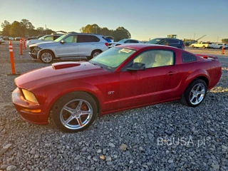 FORD MUSTANG GT